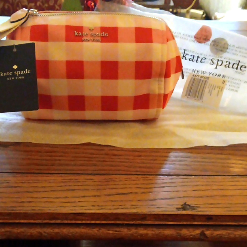 Kate Spade Chelsea Gingham Cosmetic Bag Embossed Original Packaging Same Tha NWT